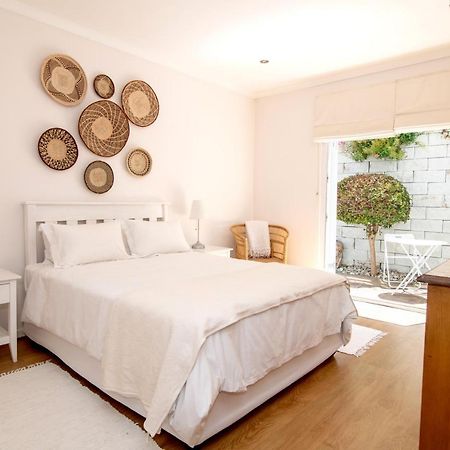 Camps Bay Guest Suite With Private Pool Cape Town Bagian luar foto