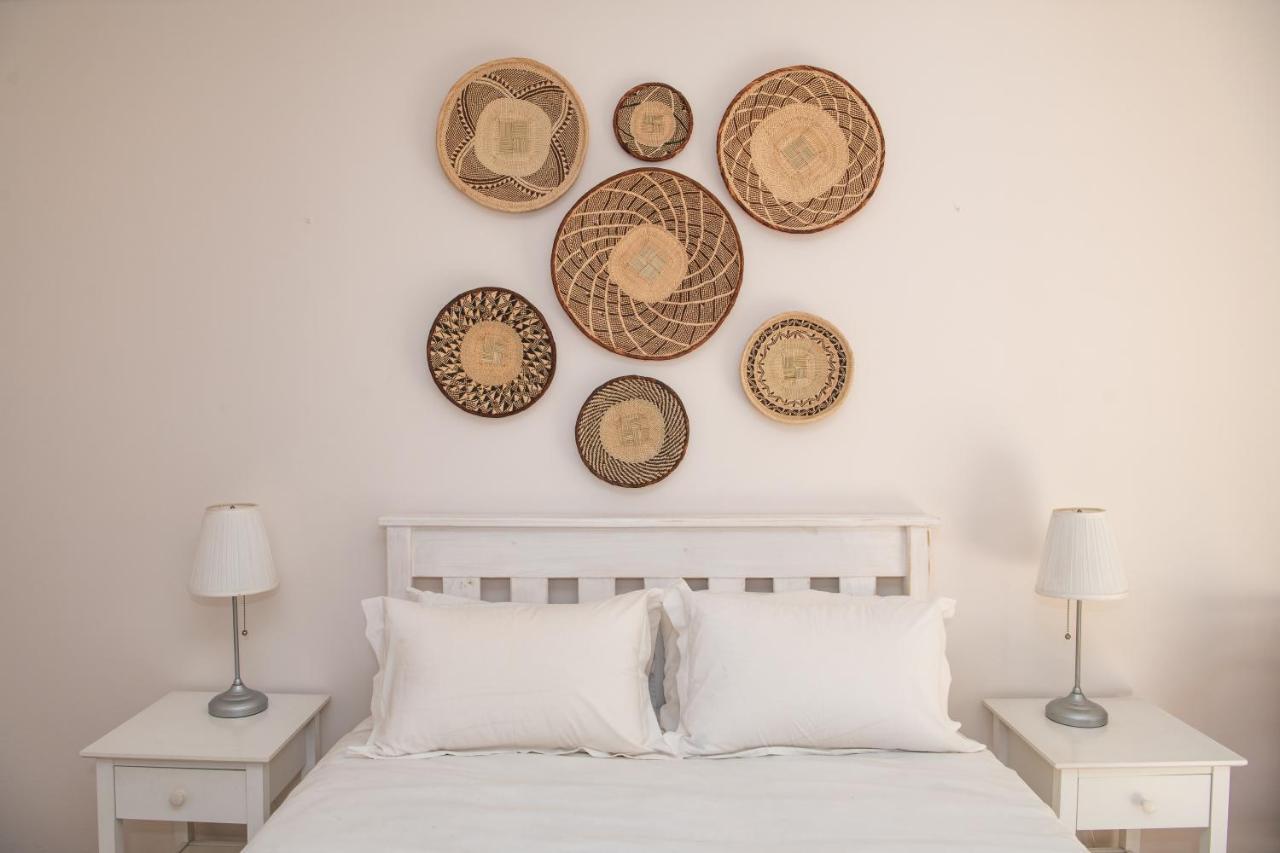 Camps Bay Guest Suite With Private Pool Cape Town Bagian luar foto